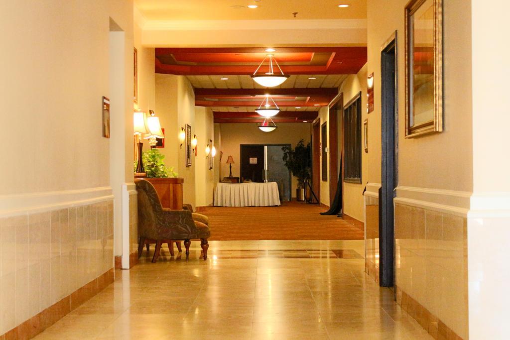 Ramada Plaza By Wyndham Atlanta Airport Hotel College Park Ngoại thất bức ảnh