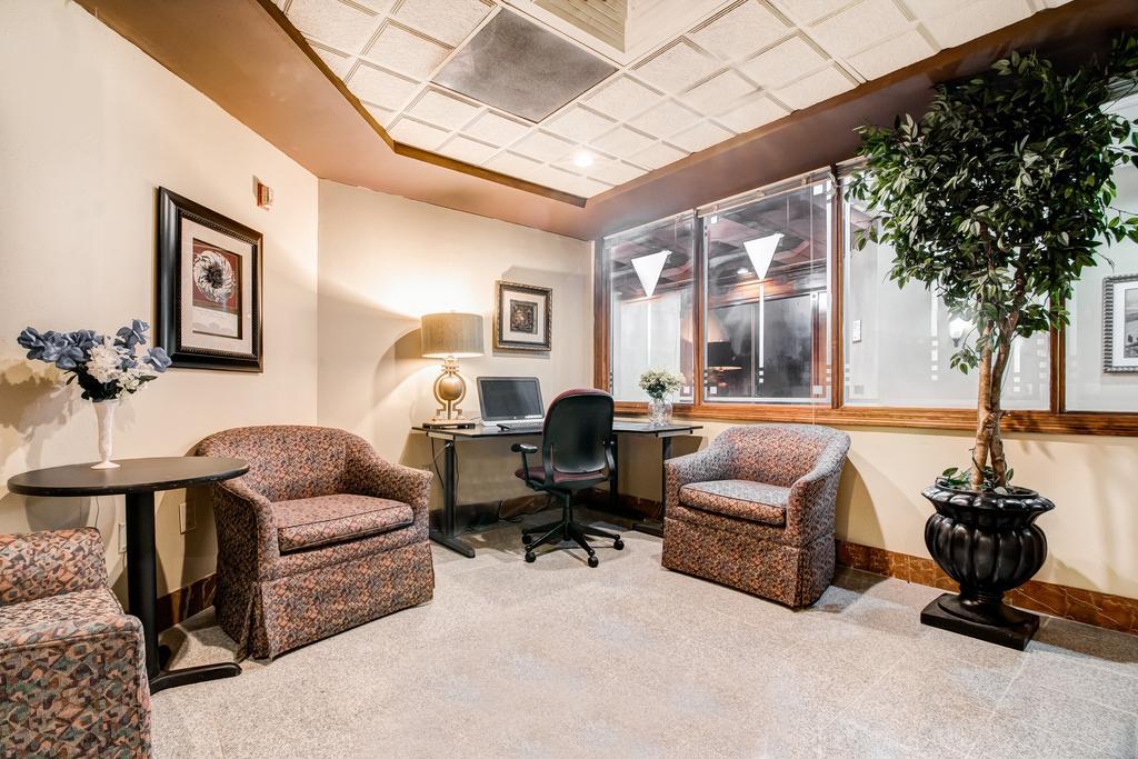 Ramada Plaza By Wyndham Atlanta Airport Hotel College Park Ngoại thất bức ảnh