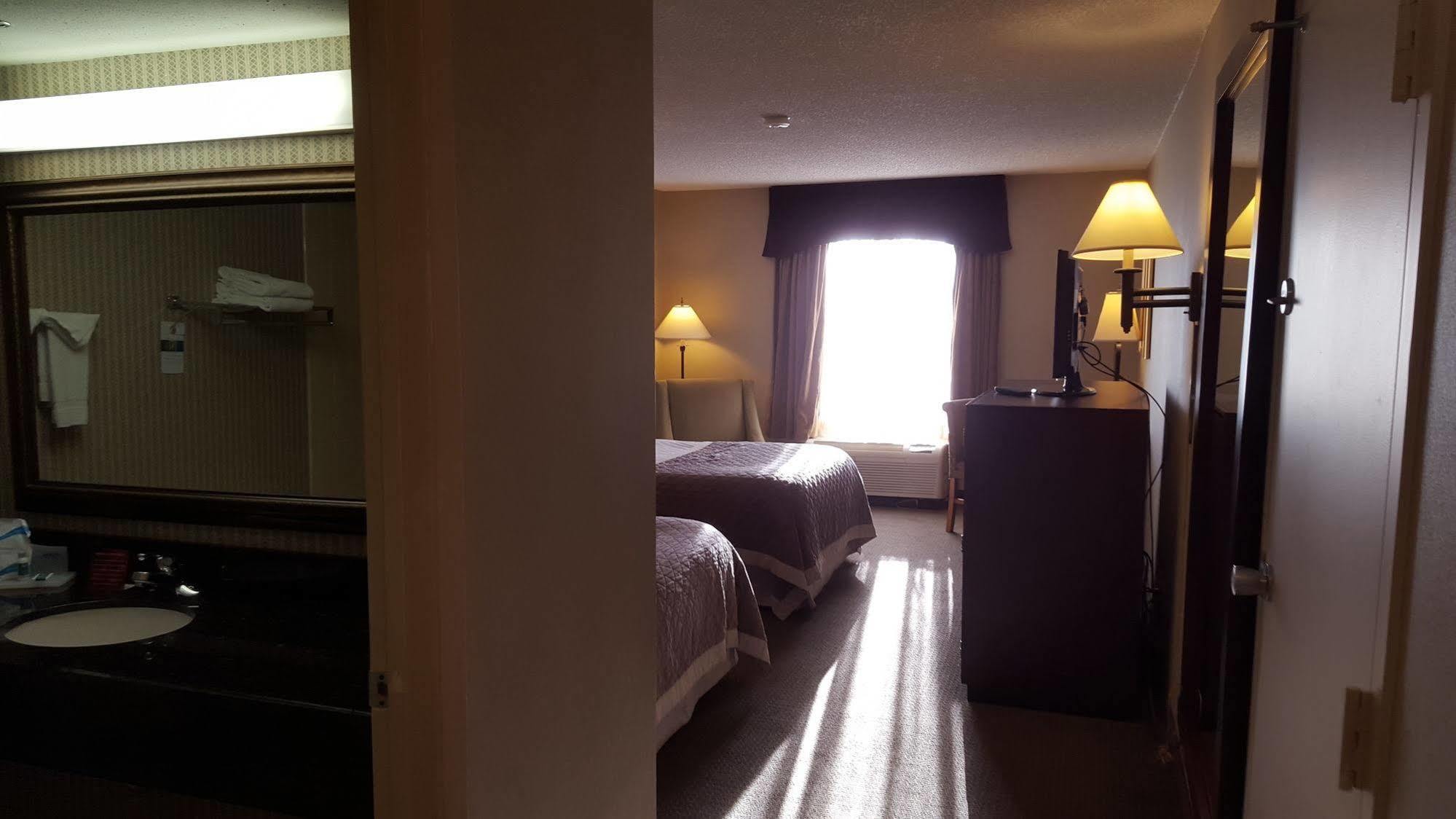 Ramada Plaza By Wyndham Atlanta Airport Hotel College Park Ngoại thất bức ảnh