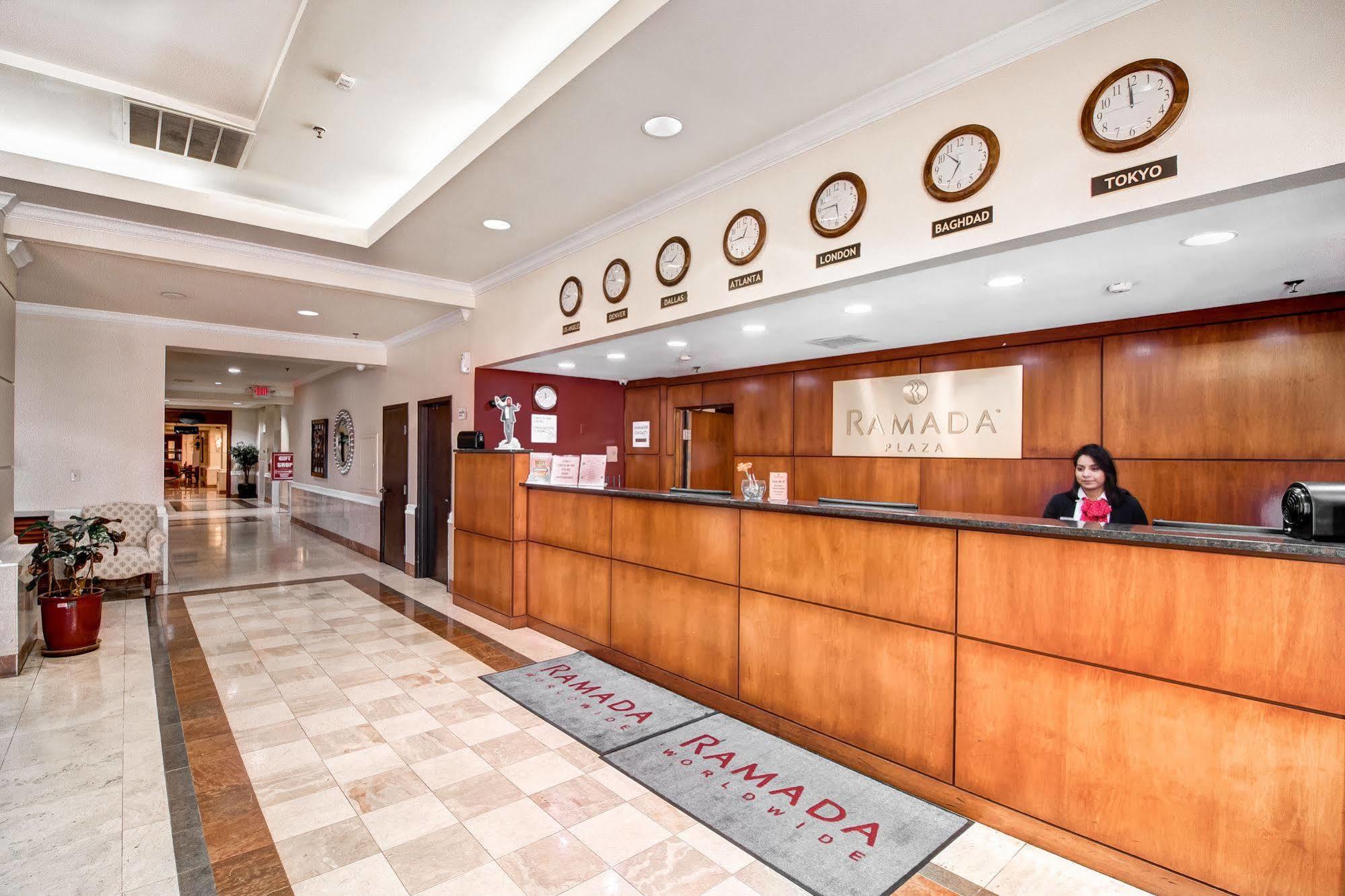 Ramada Plaza By Wyndham Atlanta Airport Hotel College Park Ngoại thất bức ảnh