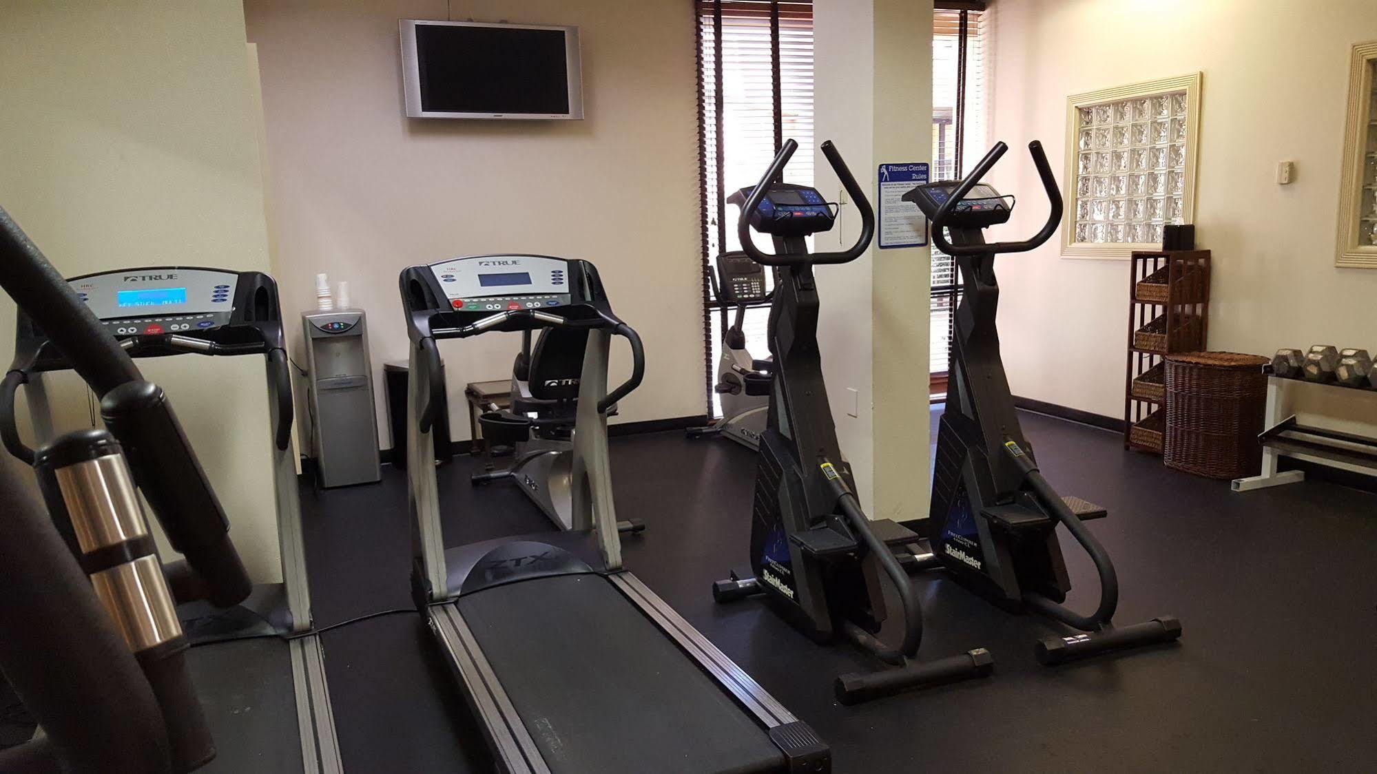 Ramada Plaza By Wyndham Atlanta Airport Hotel College Park Ngoại thất bức ảnh