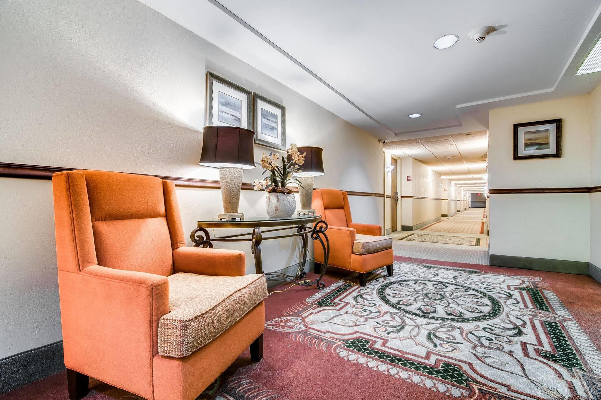Ramada Plaza By Wyndham Atlanta Airport Hotel College Park Ngoại thất bức ảnh